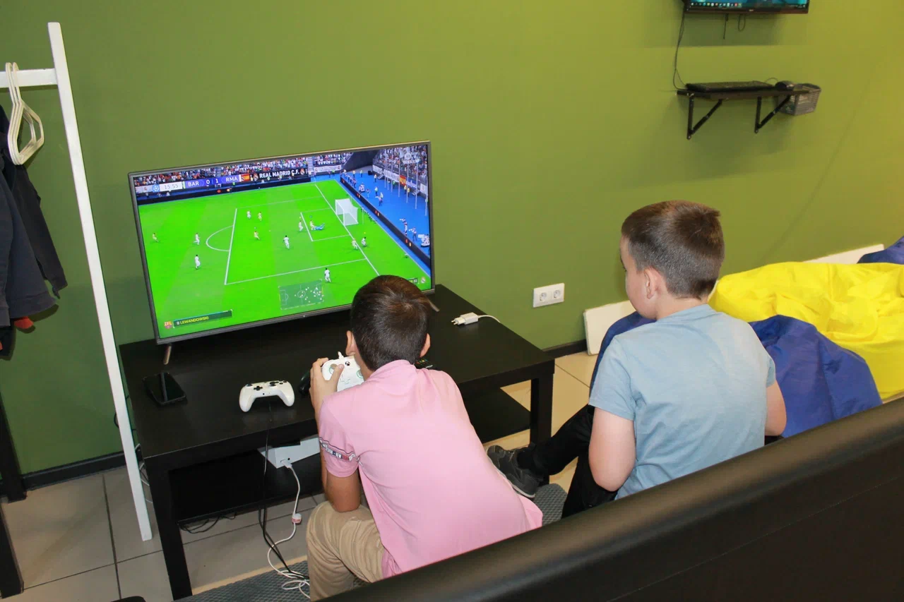 Игровая Консоль